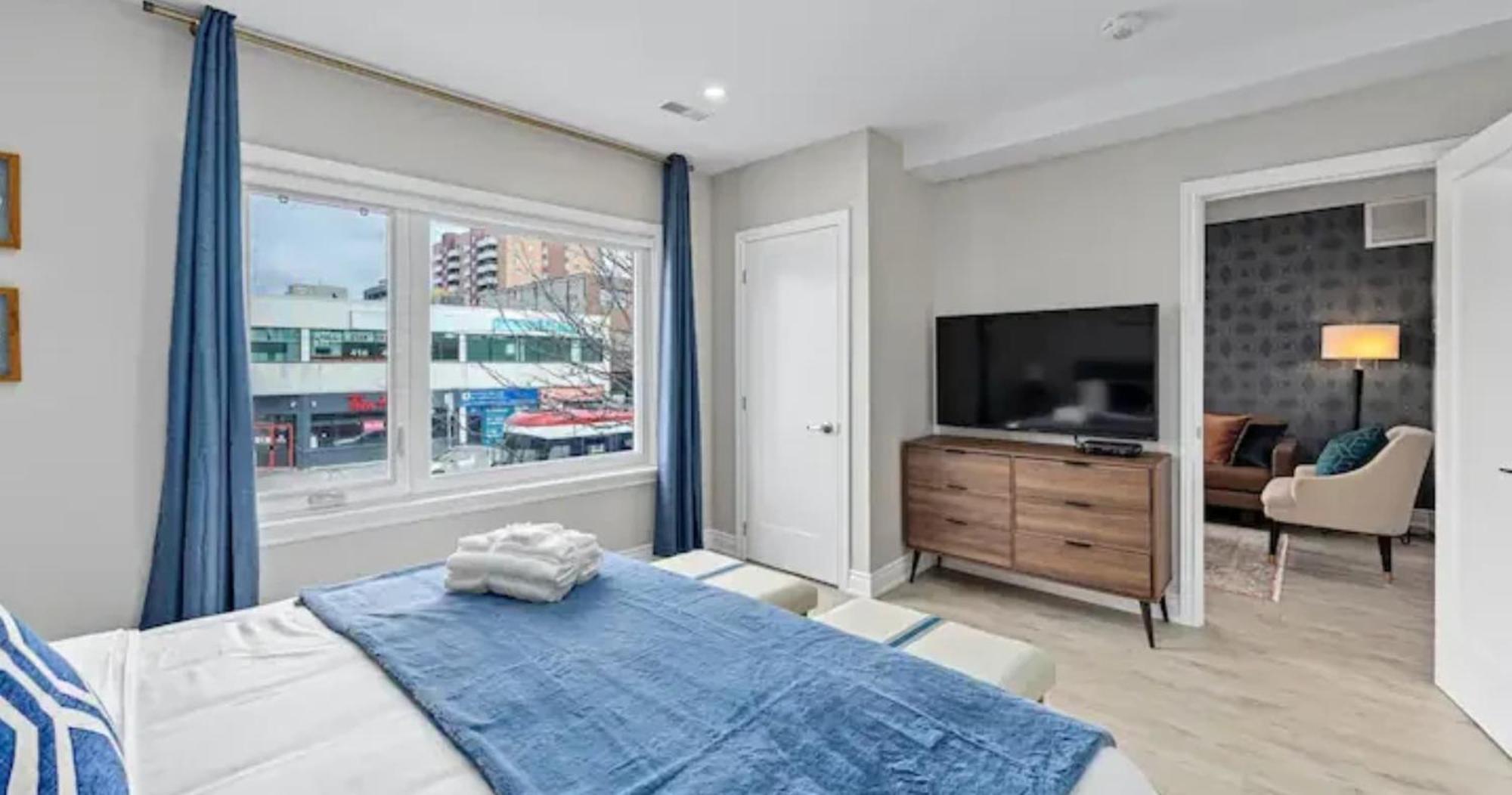 Casa St Clair - Suite -Style Suite W Lrg Patio โตรอนโต ภายนอก รูปภาพ