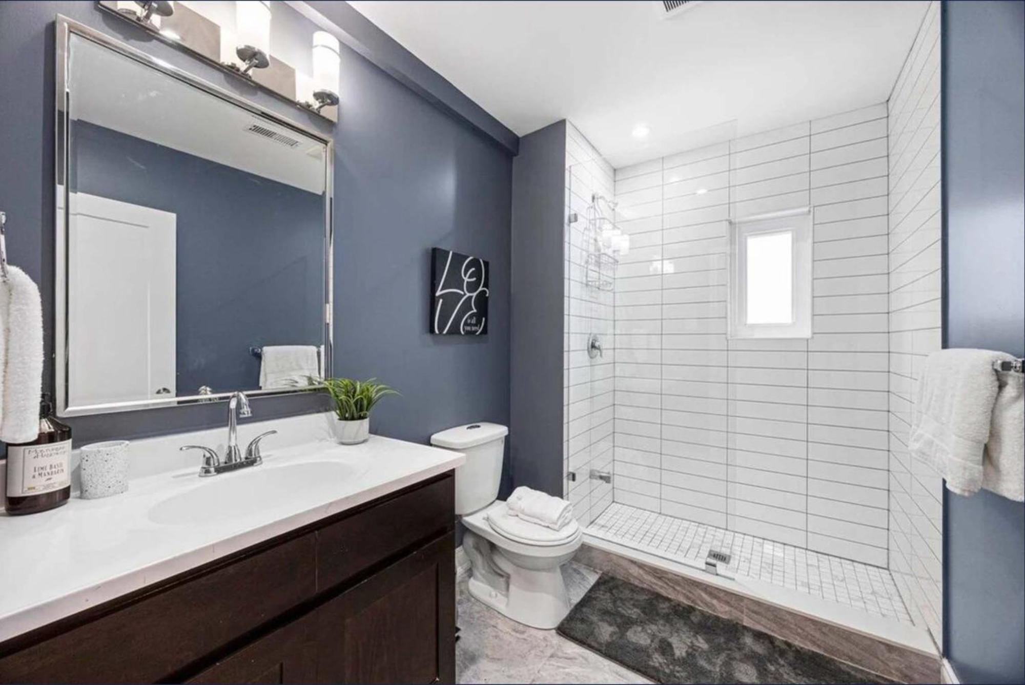 Casa St Clair - Suite -Style Suite W Lrg Patio โตรอนโต ภายนอก รูปภาพ